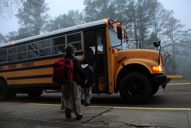keeping children safe in school bus